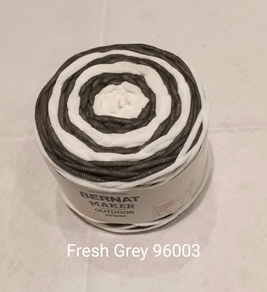 Bernat Outdoor Maker Stripes 250g Fresh Grey 96003