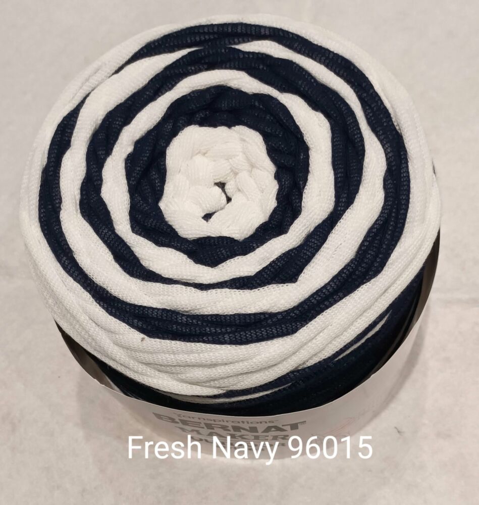 Bernat Outdoor Maker Stripes 250g Fresh Navy 96015