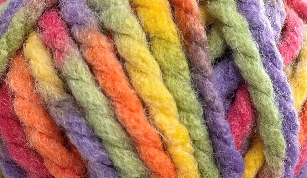 Tropics Super Chunky Yarn 100g Hummingbird 902 Knitting Crochet Crafts