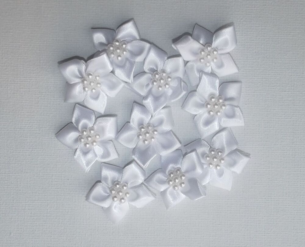 Star Bows with Pearls Plain Colour Packs of 5 - White