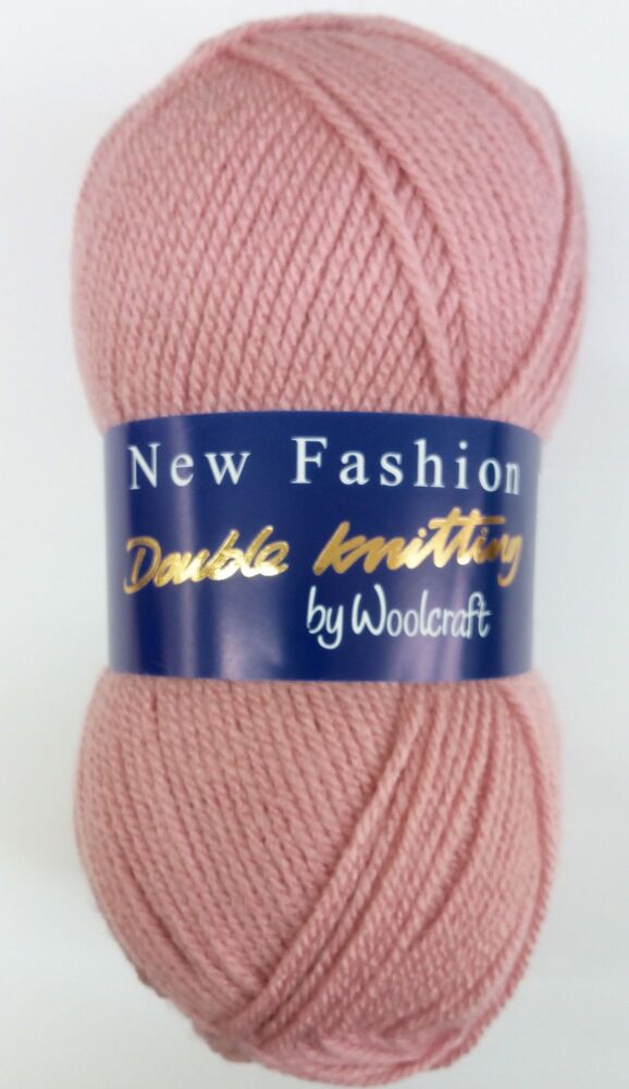 New Fashion Double Knit 100g Knitting Crochet Crafts Dusky Pink 202