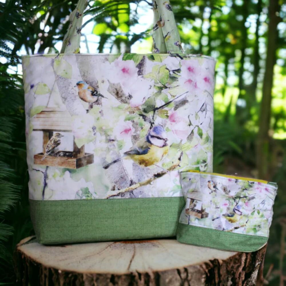 Sewing Kit by Amber Makes - The Totally Tote Bag - Garden Birds