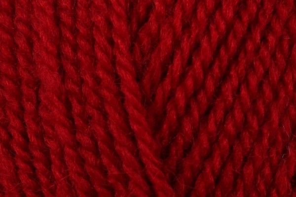 Deluxe Double Knitting Yarn 100g Cranberry 298