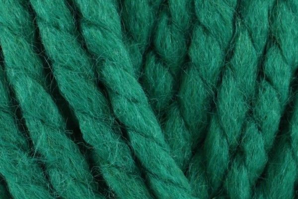 Seriously Chunky Yarn 100g Emerald 377 Knitting Crochet Crafts