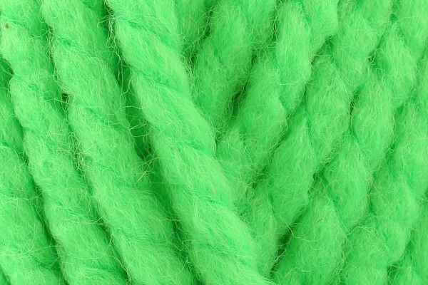 Seriously Chunky Yarn 100g Bright Green 6869