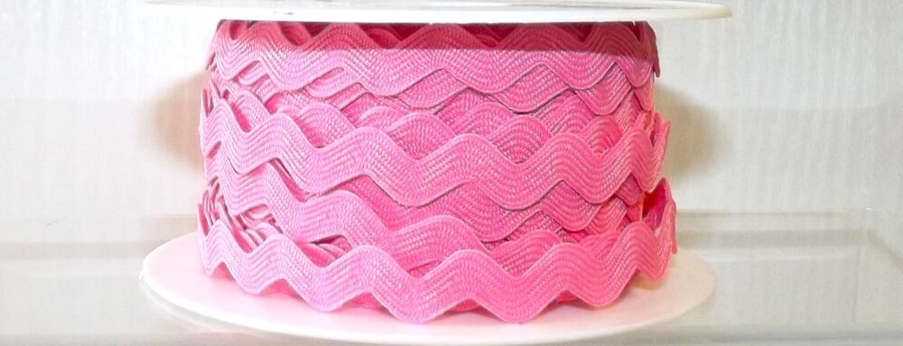 Ric Rac Ribbon Trim 12mm Wide Light Pink