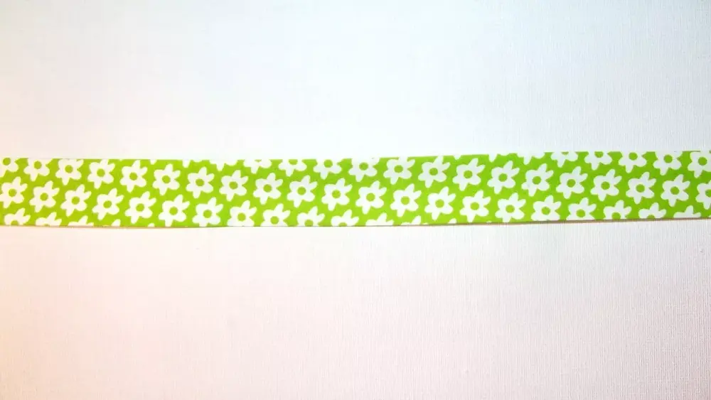 Bias Binding 25mm Wide 100% Cotton Sold per Metre Green Daisy