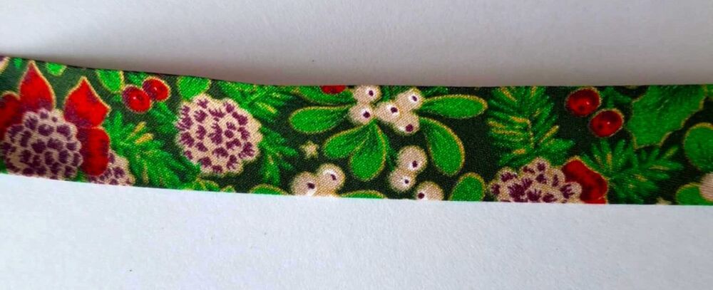 Christmas Bias Binding 18mm Wide 100% Cotton Poinsettia on Green Background