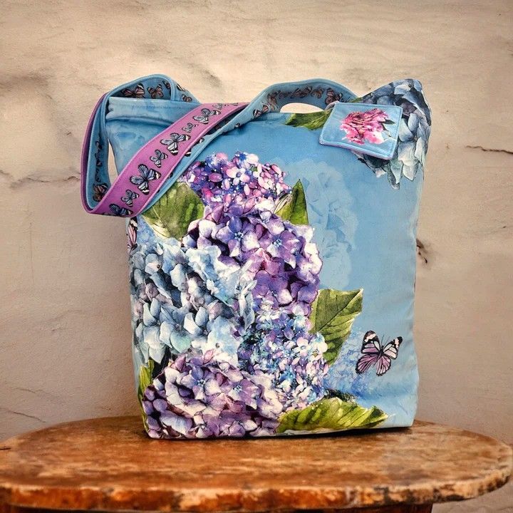 Sewing Kit Amber Makes Luxury Velvet Shopper - Hydrangea
