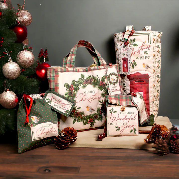 Sewing Kit Amber Makes Gift Bag Collection - Christmas Classics