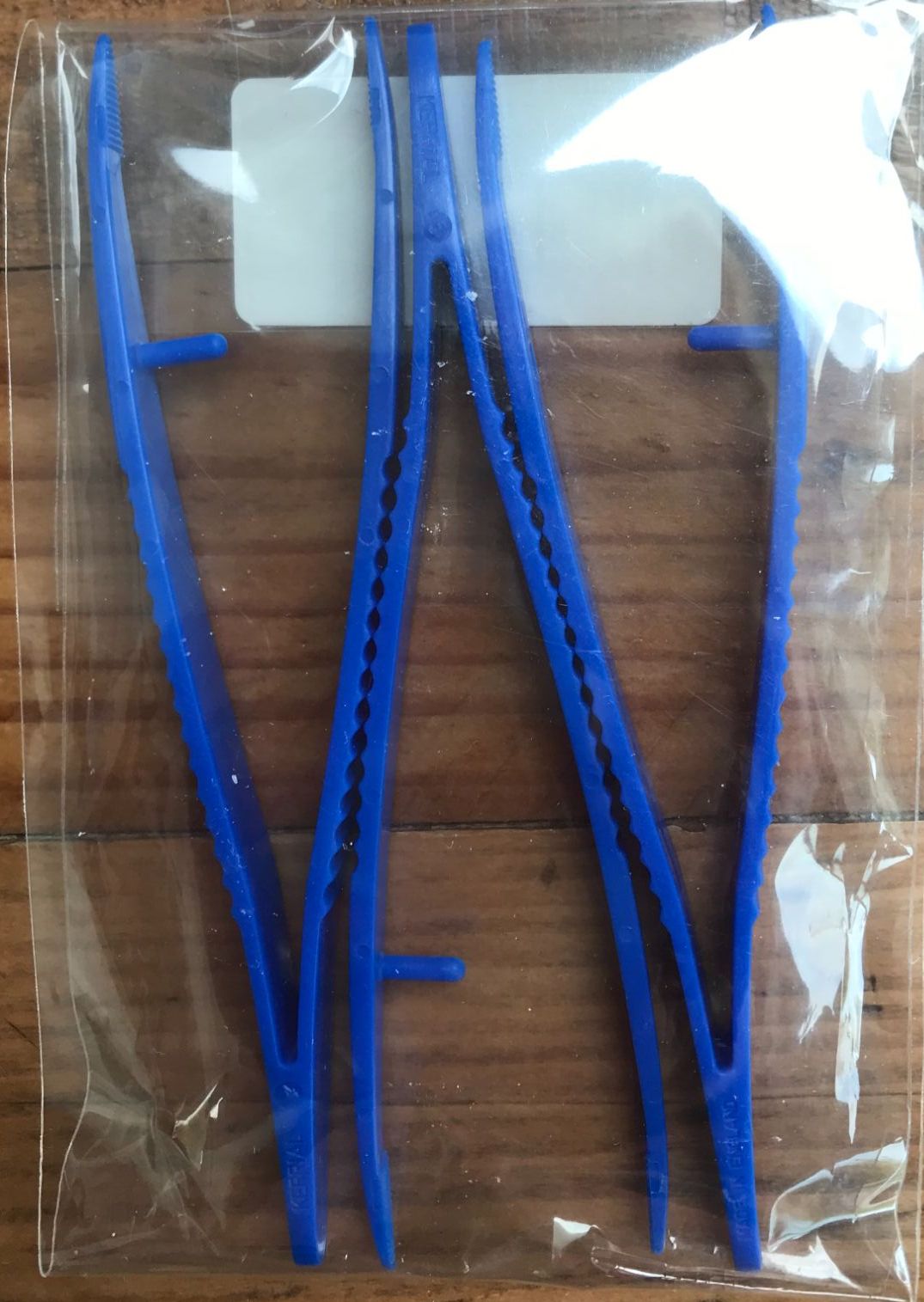 70302 Plastic Tweezers (Pack of 3)