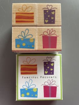 LL961 Fanciful Presents