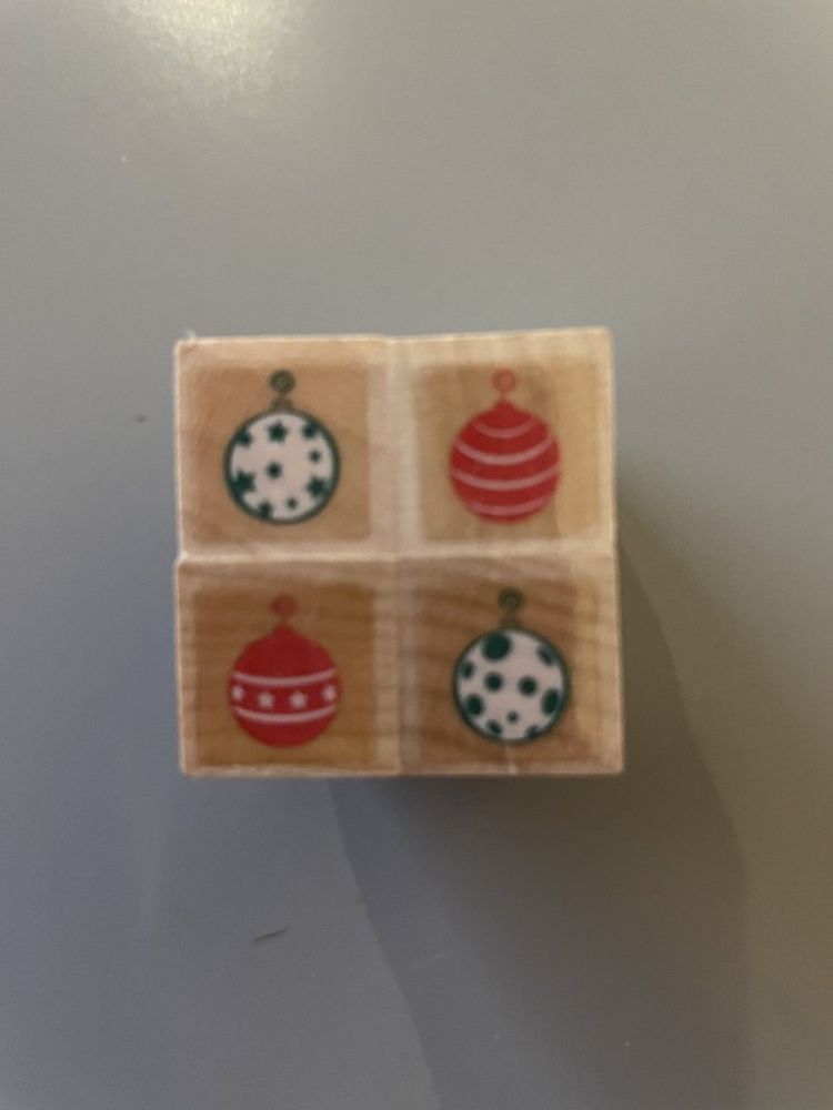 LL879 Little Ornaments Mini Stamps