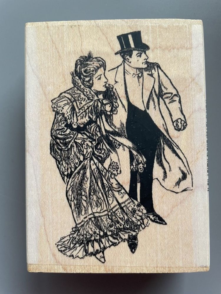 P1209M Victorian Couple