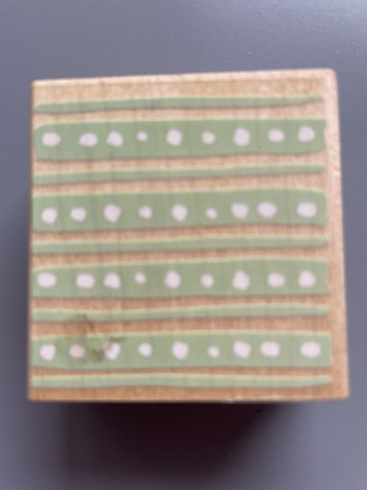 E2775 Stripes Pattern