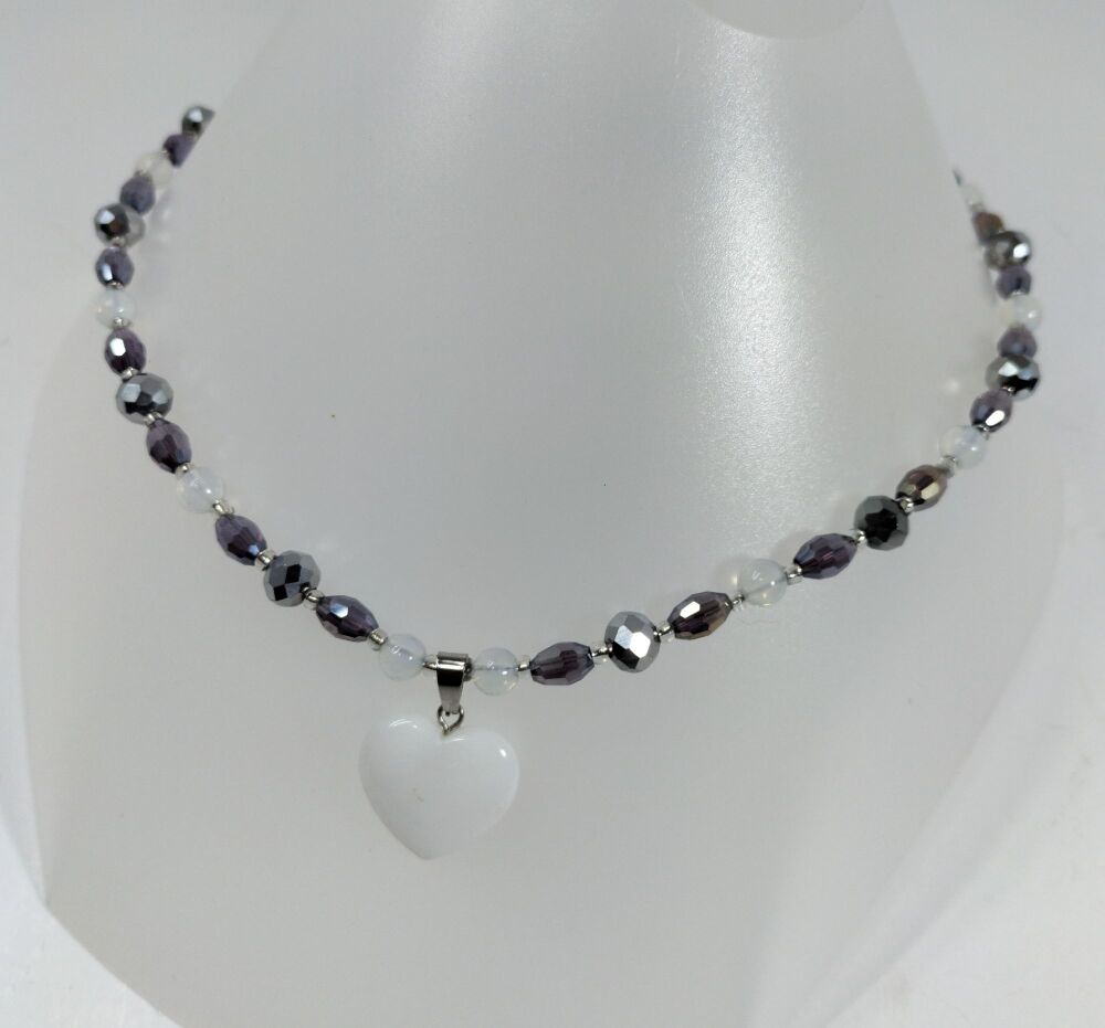 White Jade Heart Pendant and Moonstone Beads Necklace.