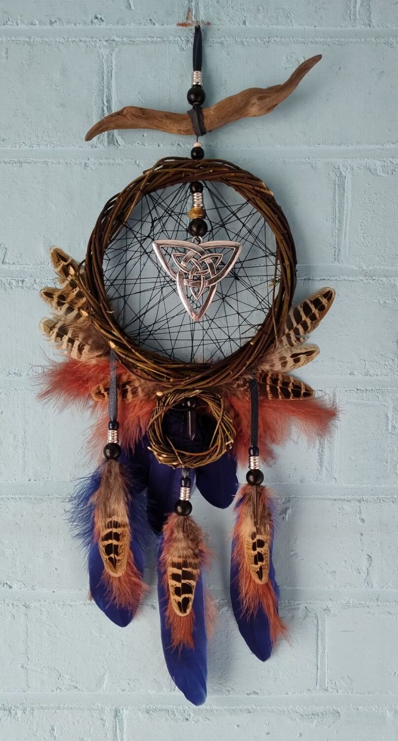 Blue Goldstone and Trinity Knot Catcher. Medium / Large Size