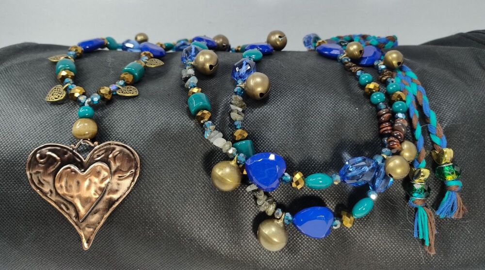 Rhythm Beads - Labradorite, Lapis Lazuli and Tigers Eye. Cob to Extra Full Size Horse.