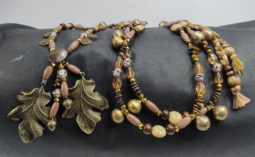 Rhythm Beads - Bronzite and Tigers Eye. Cob to Extra Full Size Horse.