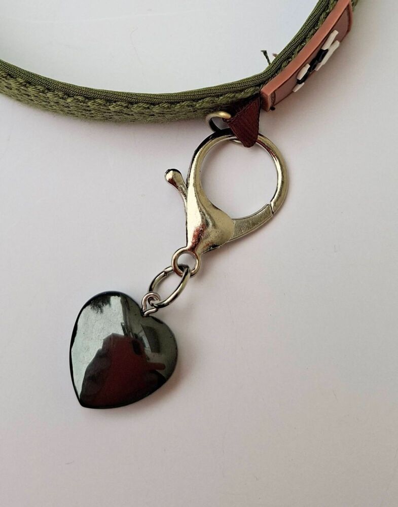 Hematite Crystal Heart Clip