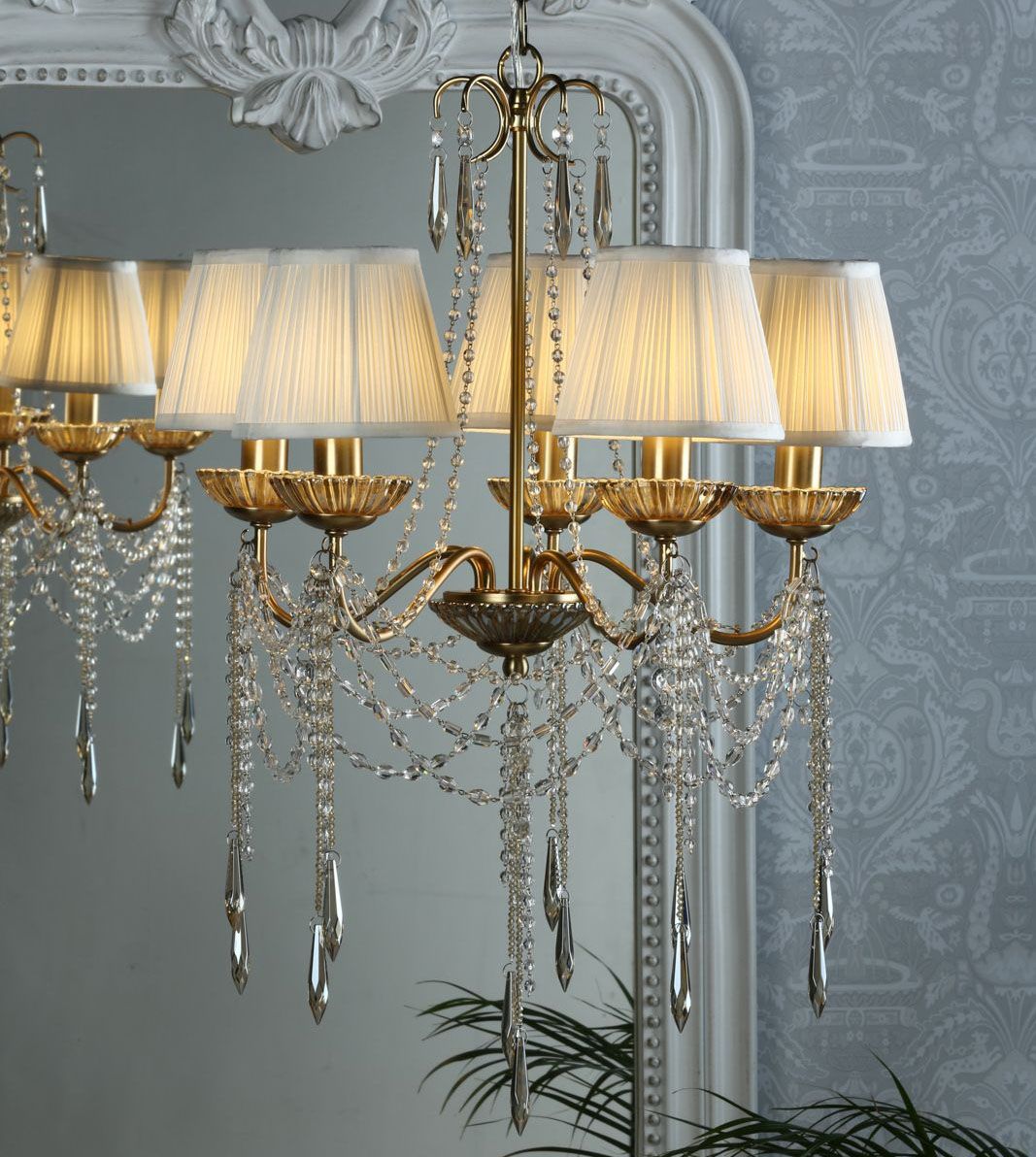 LA3756065-Q_LS3Chandelier sq