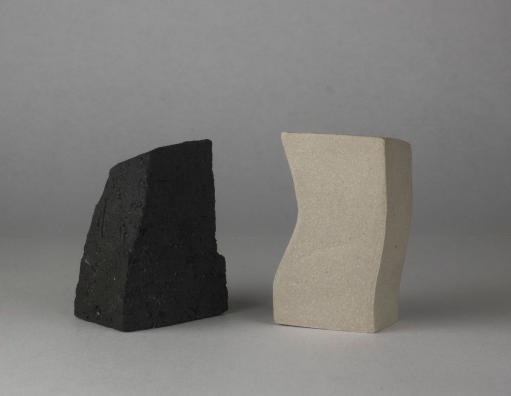 Salt and pepper pots     [SP-02]