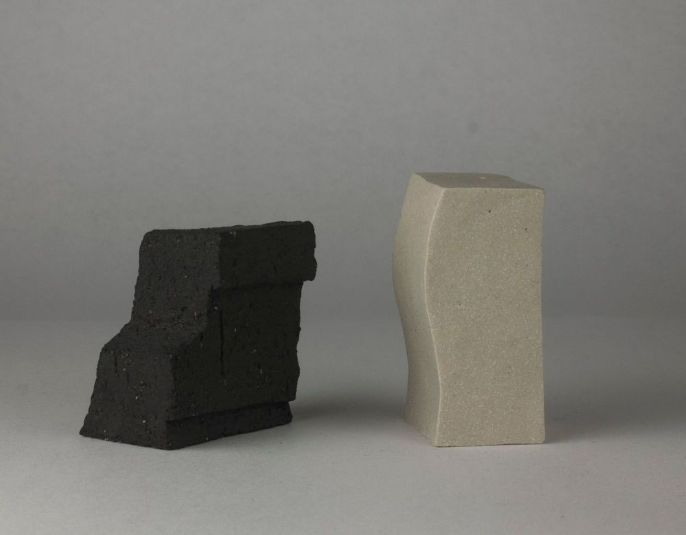 Salt and pepper pots     [SP-05]
