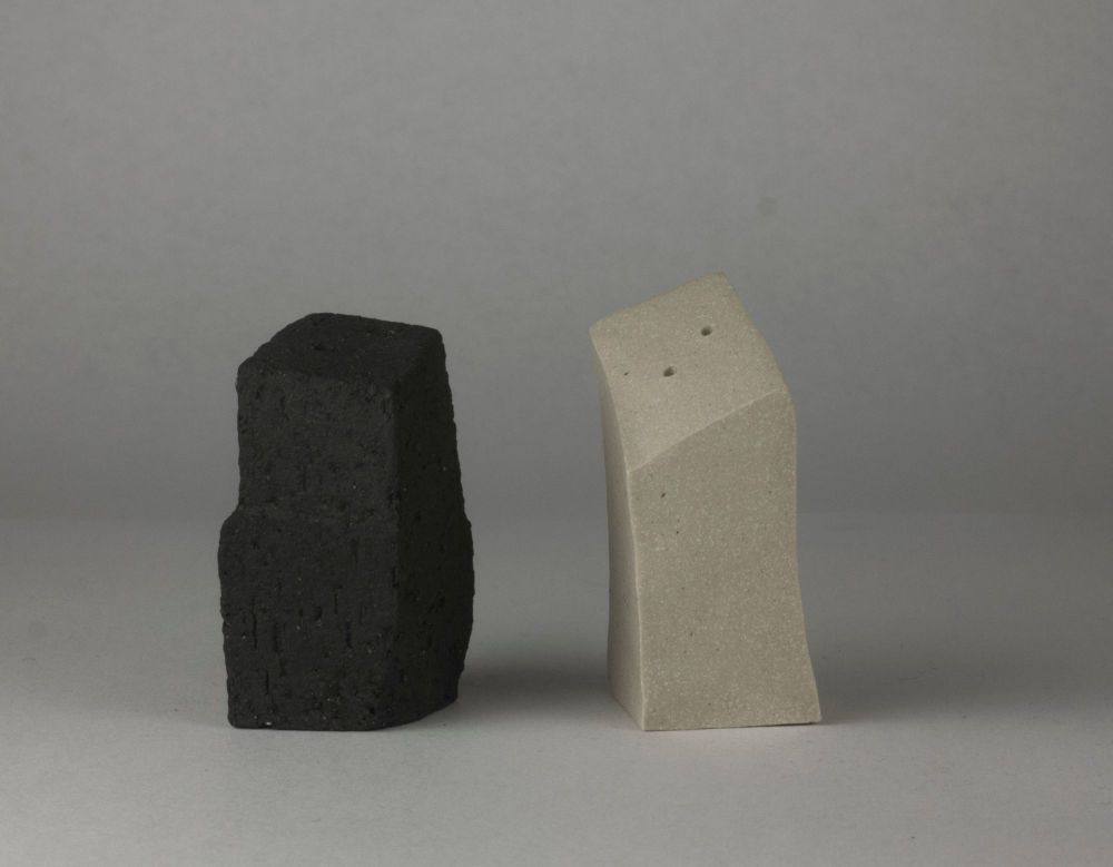 Salt and pepper pots     [SP-07]