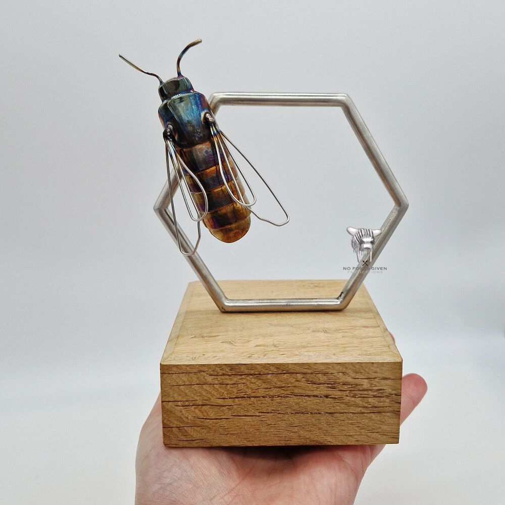 Bee Sculpture