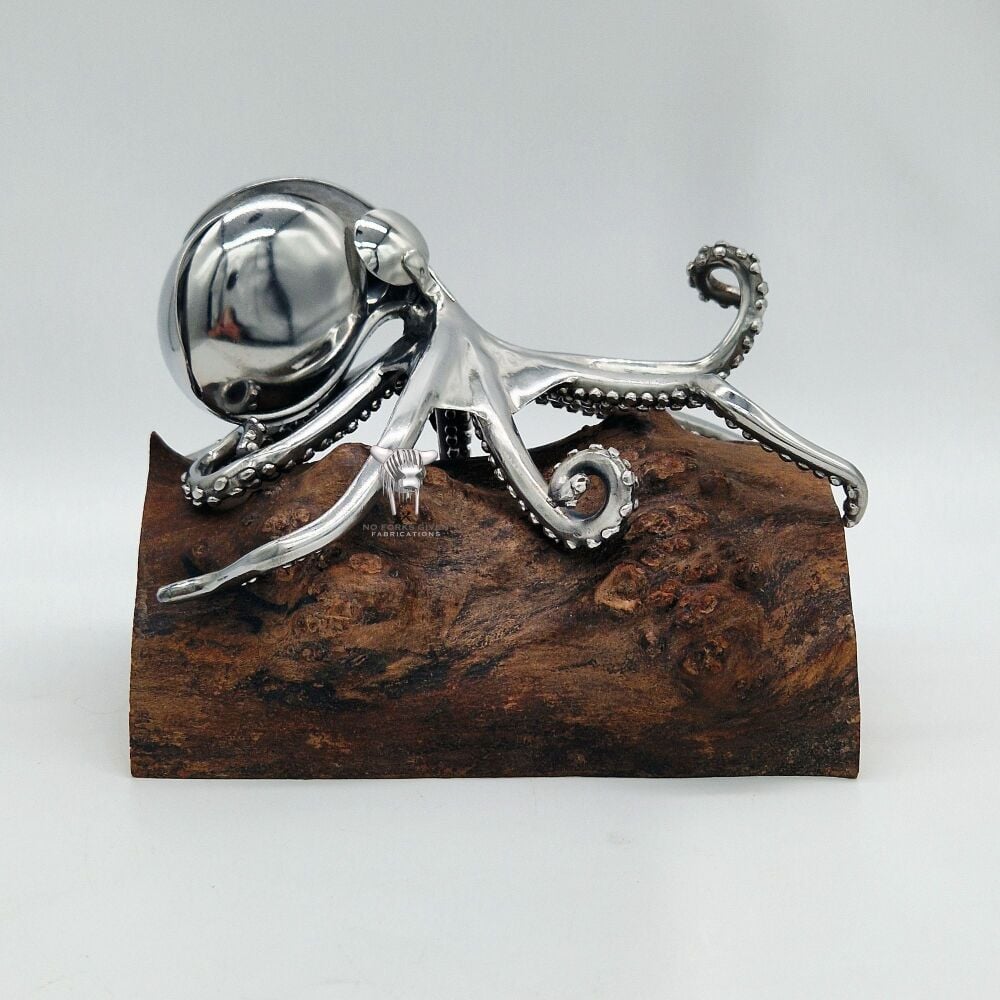 Octopus Wall-mountable Sculpture