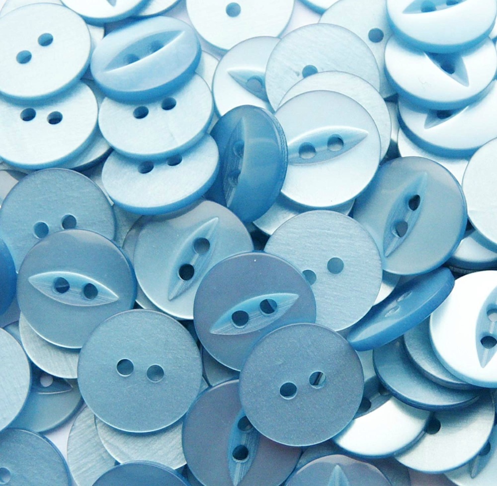 Round Fish Eye Buttons Size 18 - Baby Blue