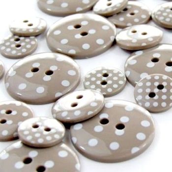 Round Spotty Buttons Size 24 - Beige & White