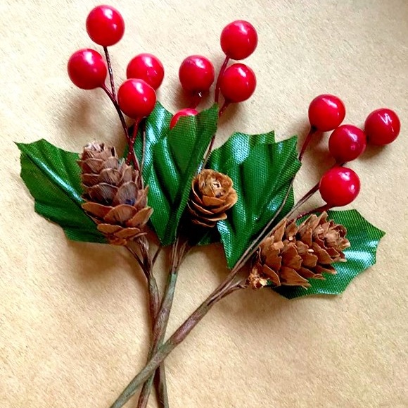 Double Holly, Berry & Pine Cone Sprays - 13cm