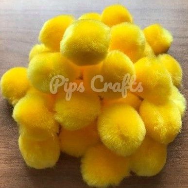 Soft Fluffy 25mm Pom Poms - Yellow