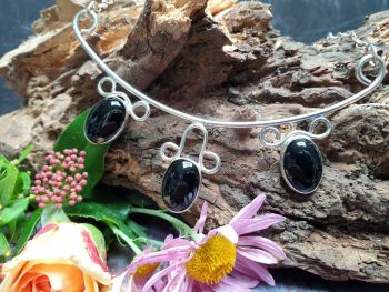 Onyx & Silver Swirl Necklet