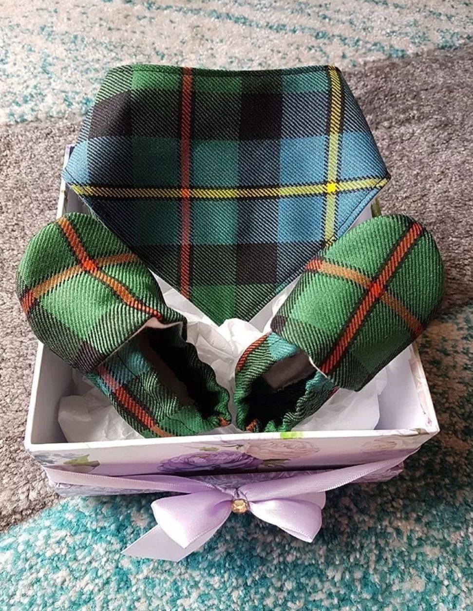 Tartan baby slippers and bib. A new clan member, new born gift idea