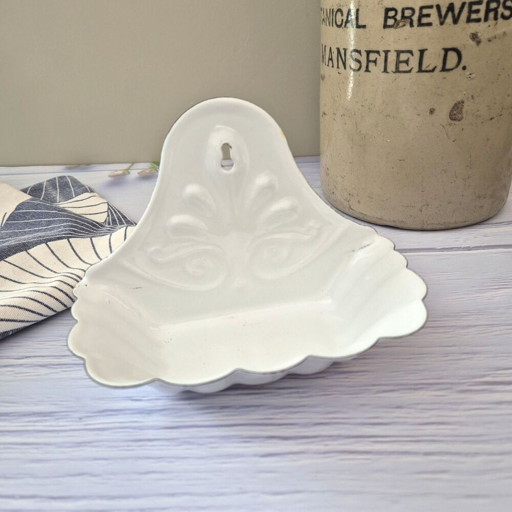 Wall Mounted Enamel Soap Dish