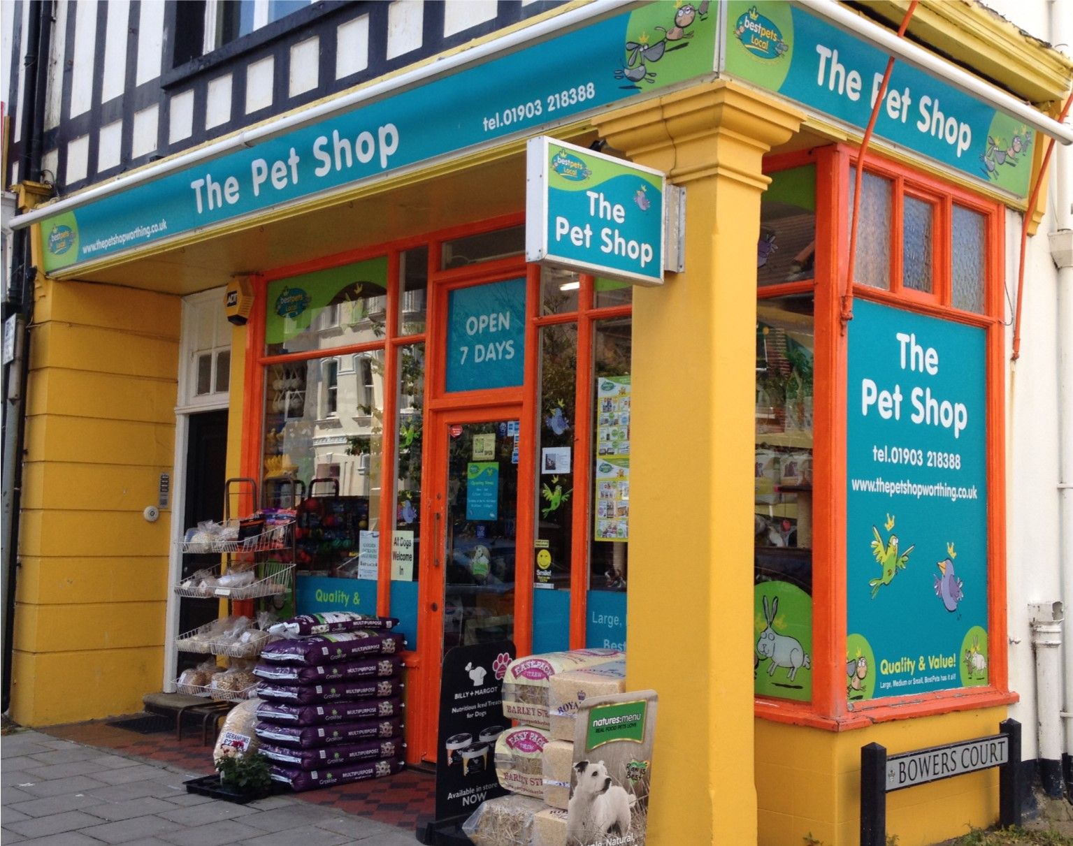 The-Pet-Shop-Worthing-Front-Of-Shop-2