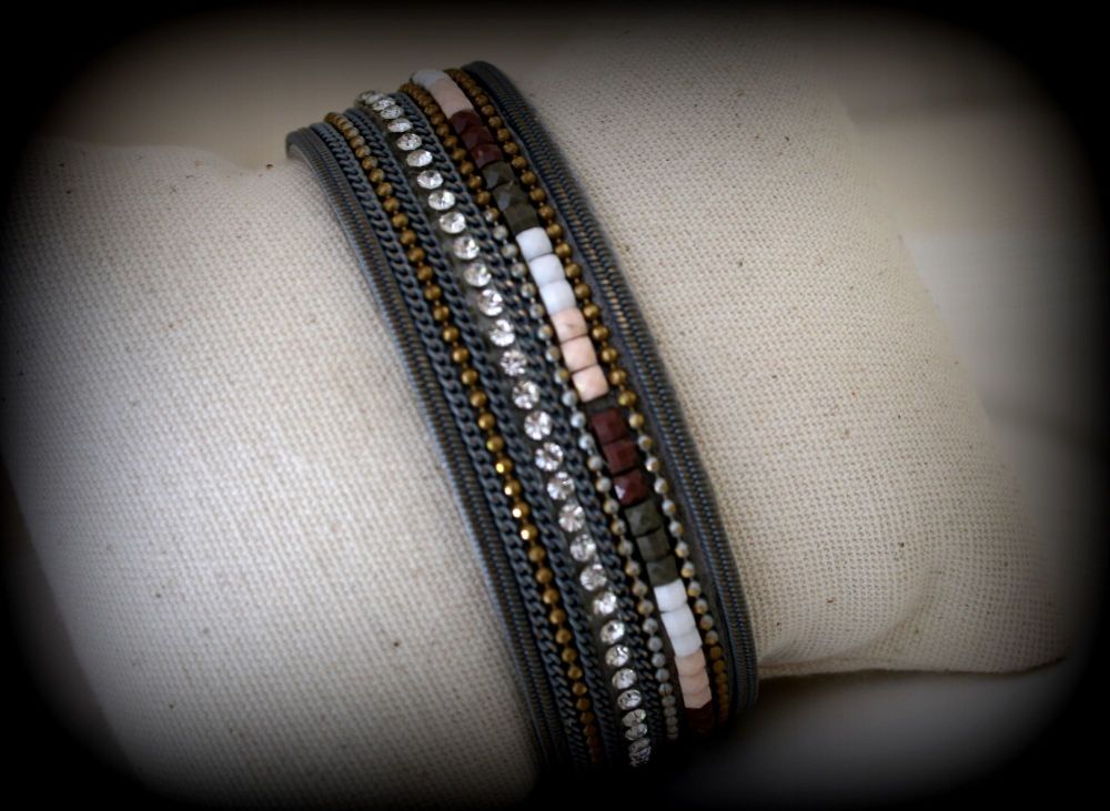 Beaded Leather Cuff With Crystals - Grey