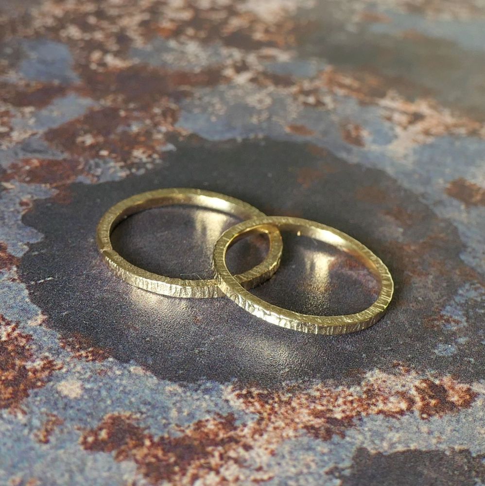 Serrula solid gold ring