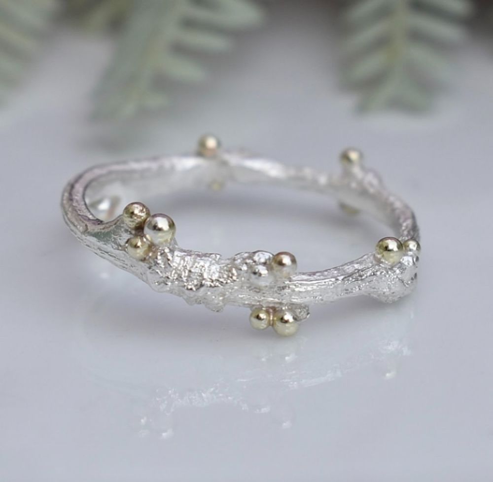 Handmade To Order- This Elven Berry Twig Ring