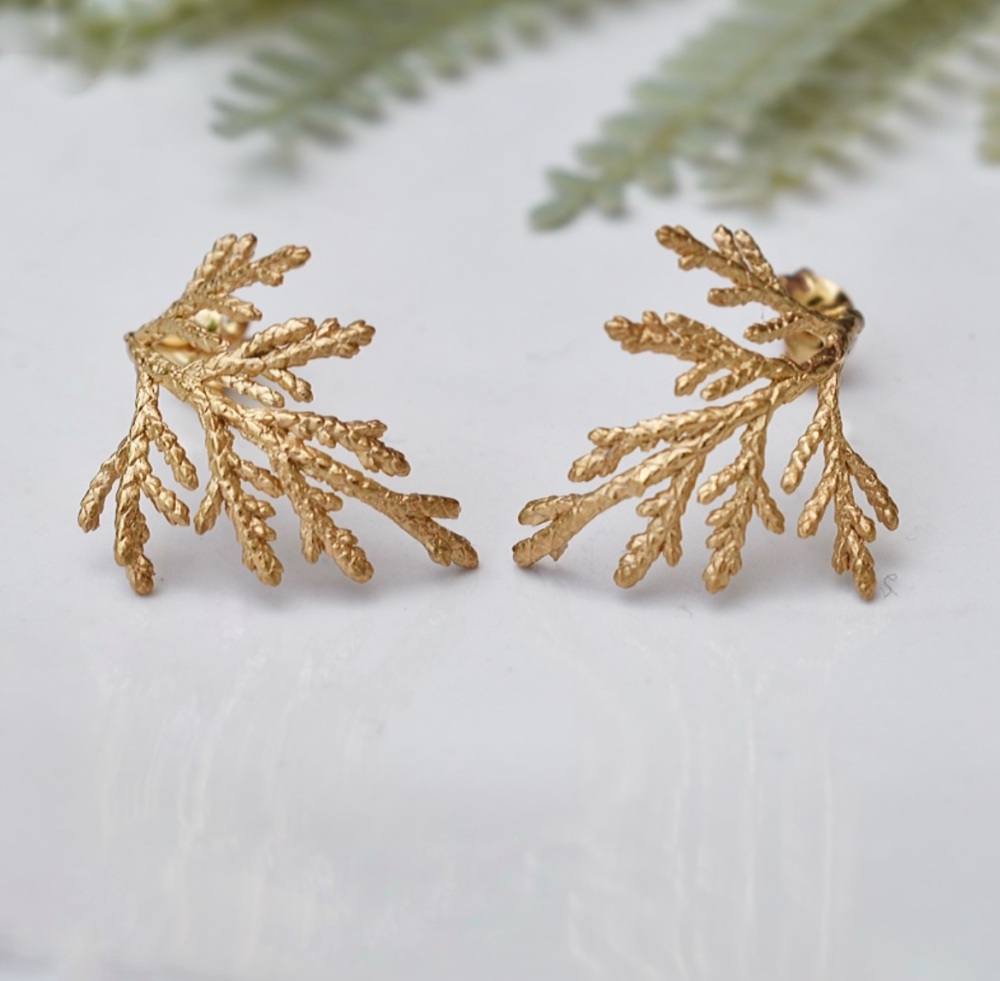 Cedar 3/4 Hoop Stud Earrings