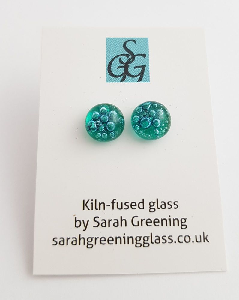 Emerald green bubbles stud earrings