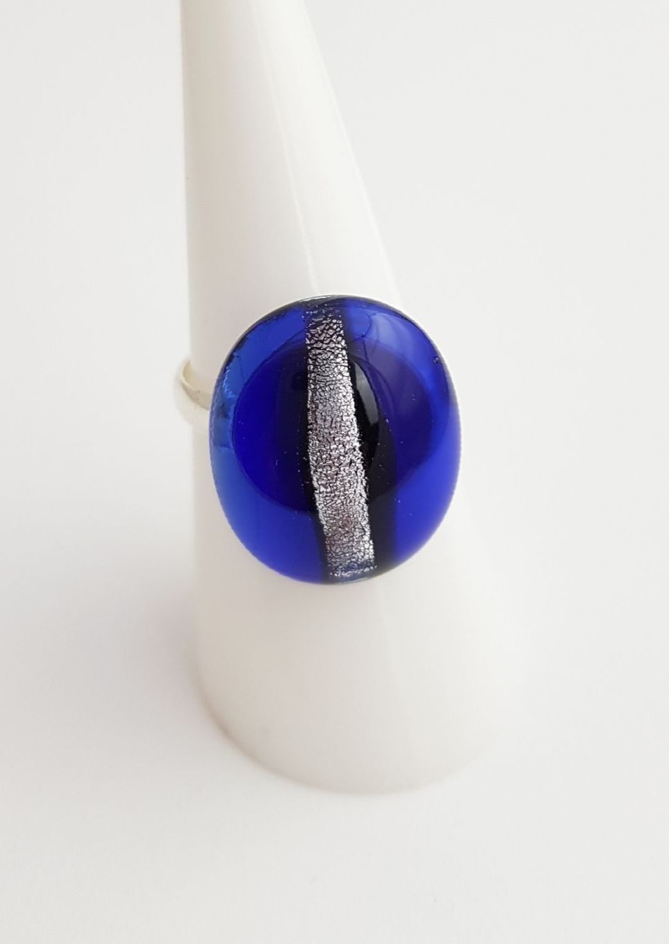 Dichroic stripe - Cobalt blue with silver dichroic stripe ring