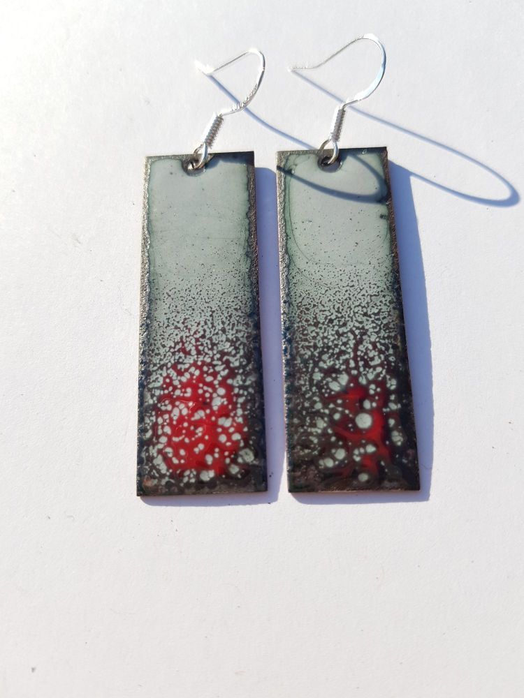 Deep red and cream speckled earrings