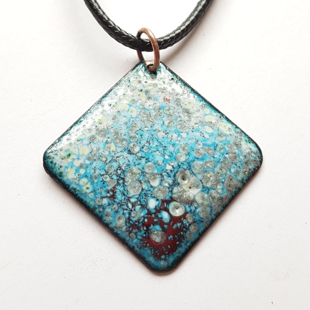 Turquoise blue with maroon red and silver speckle necklace
