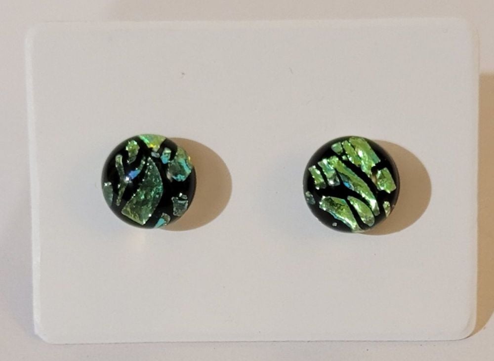 Crackle - lime green and black sparkly stud earrings
