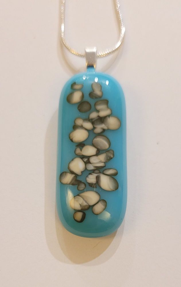 Turquoise and vanilla grains long pendant
