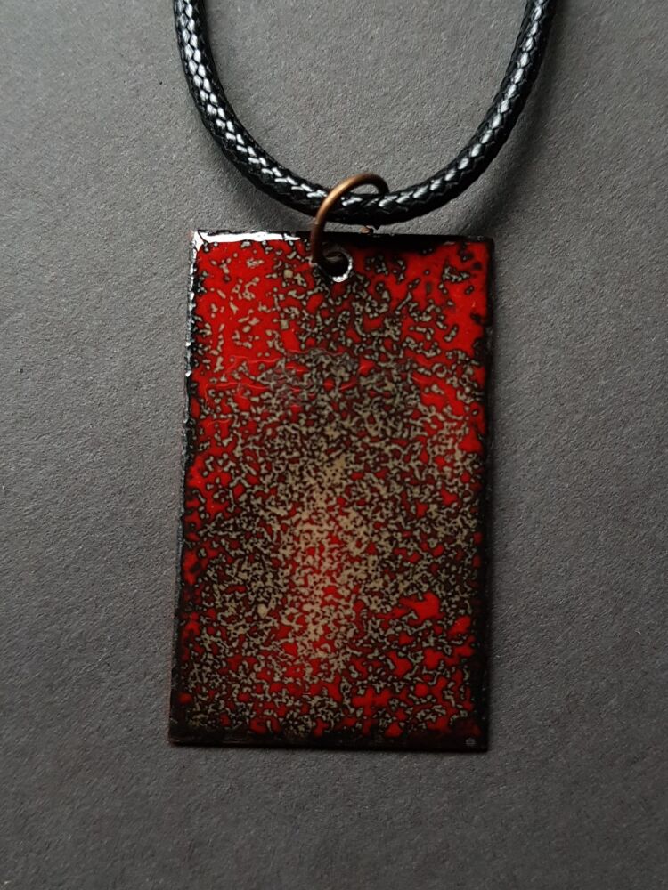 Poppy red and black speckles necklace
