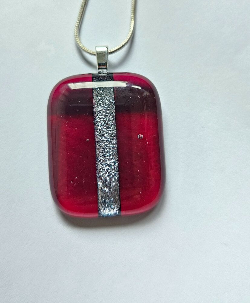 Dichroic stripe - cranberry pink with silver sparkly stripe